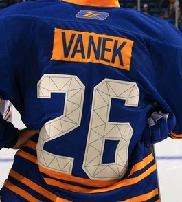 sabres3rdback