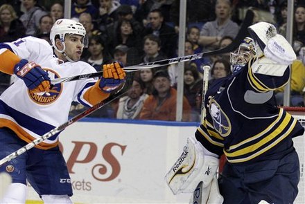 Ryan Miller, John Tavares