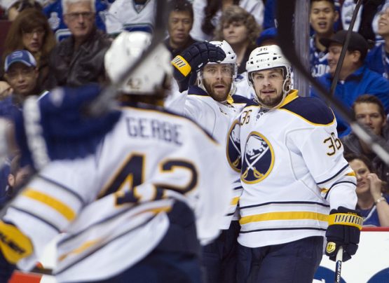 Buffalo Sabres v Vancouver Canucks