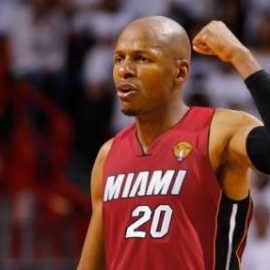 286597-500356-ray-allen-heat-jersey