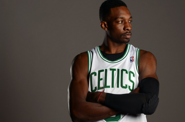 jeff green arms folded