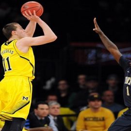 nik-stauskas