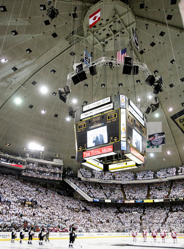 8af71169653d64ca6ce1cbbeaba9fcdc-getty-88035405kc011_stanley_cup_f