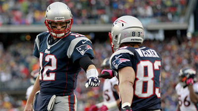 brady fistbump welker