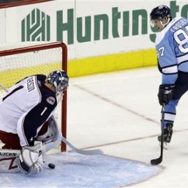 capt.3634eacf73d74766a13b132cc071a735.penguins_blue_jackets_hockey_ohjl107