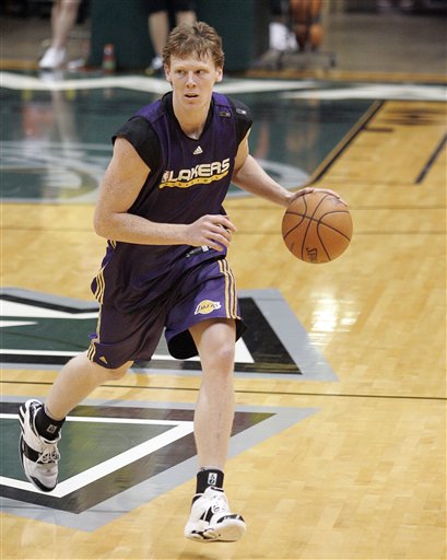 lakers_karl_basketball