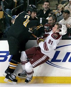 medium_phoenix-coyotes-boston-bruins