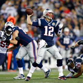 tom brady throwing texans