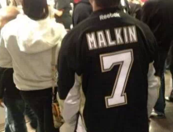 genoevgenimalkinsweaterfoullowellpghguyinva