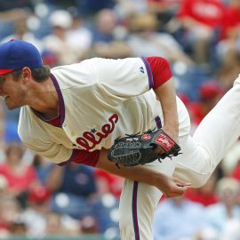 Jonathan+Pettibone+Chicago+White+Sox+v+Philadelphia+iDyPZZOo69rx