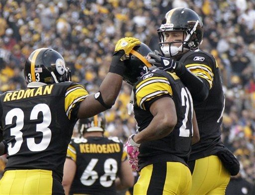 meweldemoorepatriotssteelers103111