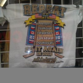 penguinsgenericrepeatshirt