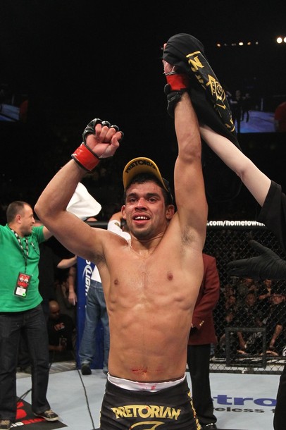 renan barao ufc 143