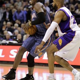 Wallace_against_Suns
