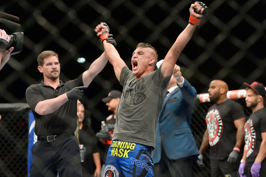 MMA: UFC Fight Night 42-Sanchez vs. Pearson