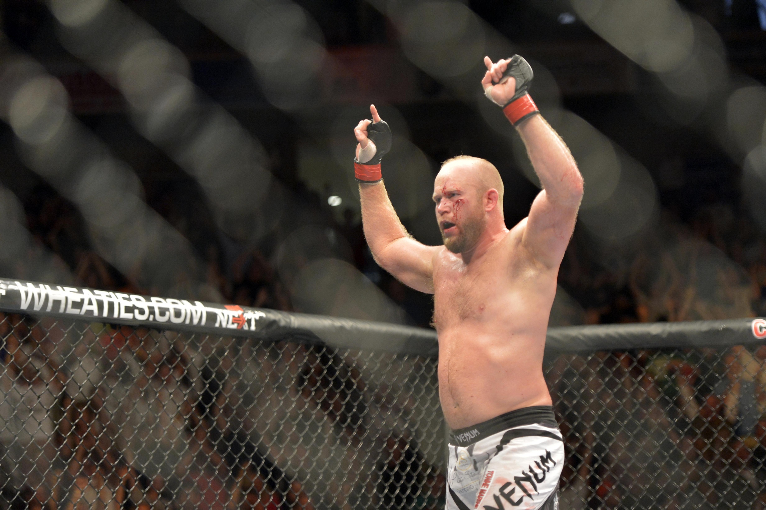 tim boetsch celebrates win over brad tavares ufc fight      night 47