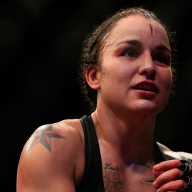 UFC 181 - Pennington v Evans-Smith