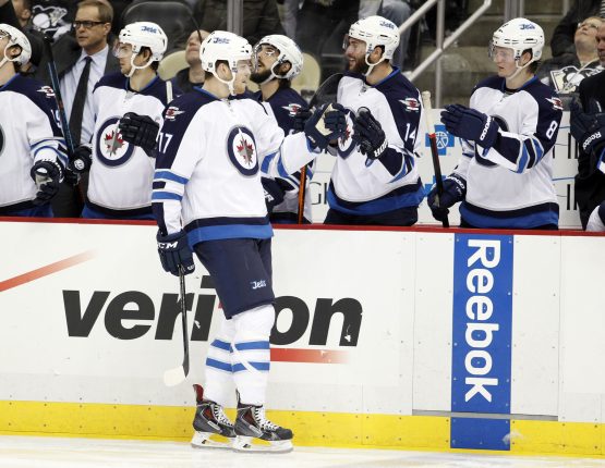 Winnipeg Jets v Pittsburgh Penguins
