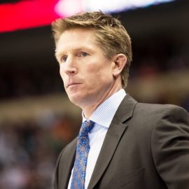hakstol2-1500x998 (1)