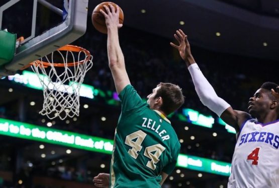 zeller dunks on Noel