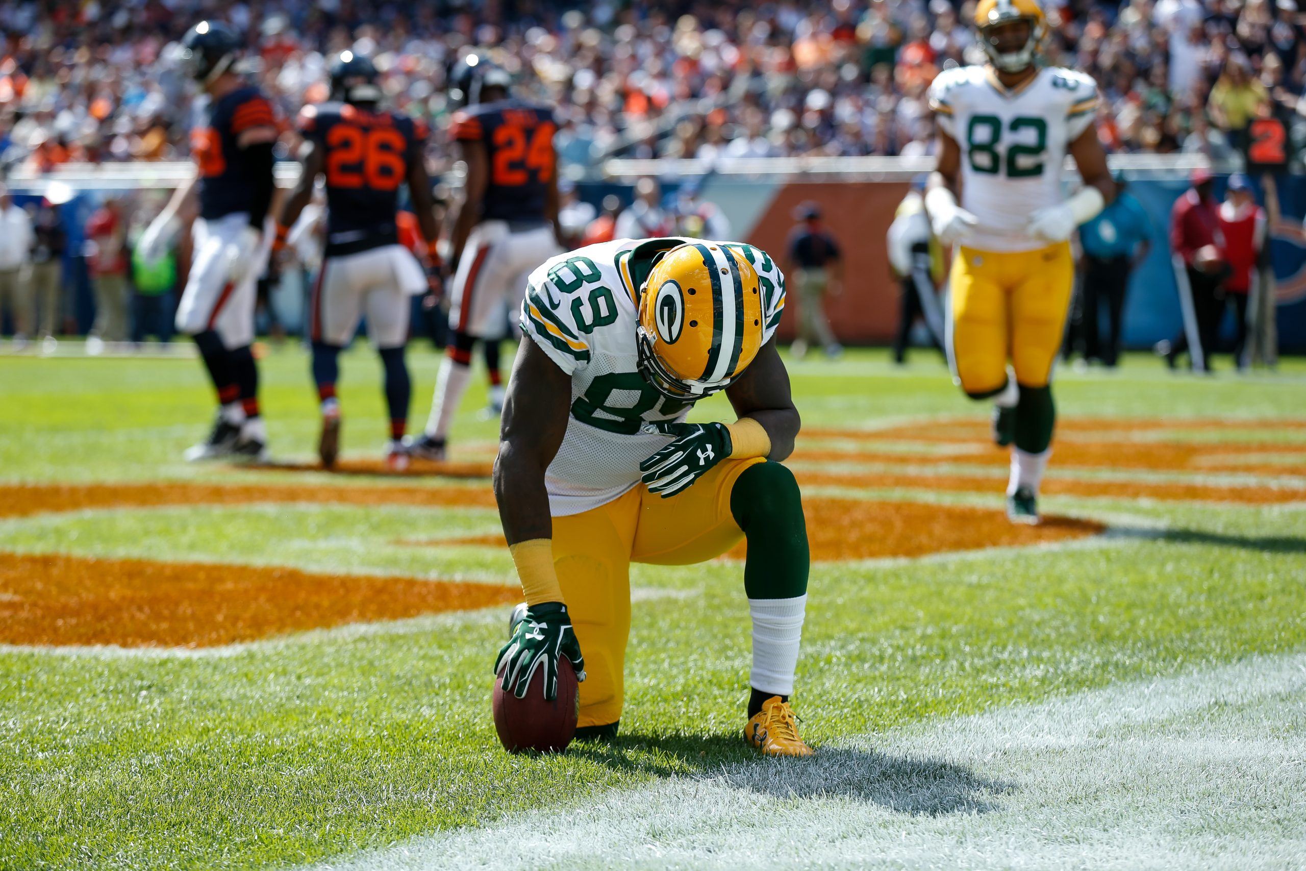 Green Bay Packers v Chicago Bears