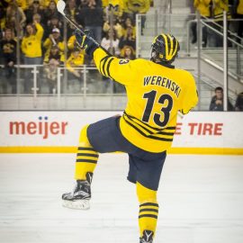 https://twitter.com/MiHockeyNow/status/686260144594903041