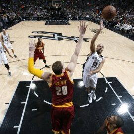 575729309_cavs_spurs_covatta_0128