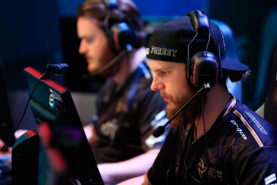 ELEAGUE Week 2 - Group Stage A - Day 4