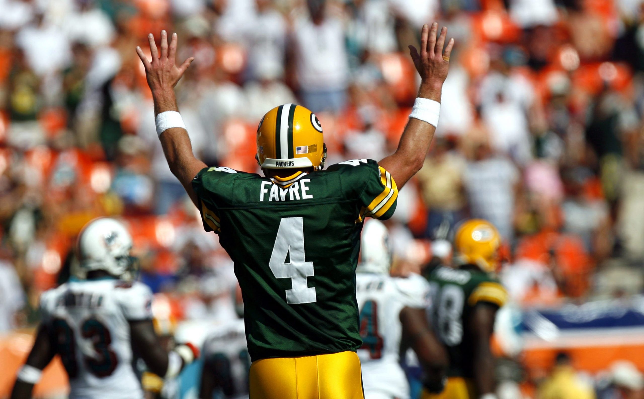 Green Bay Packers v Miami Dolphins