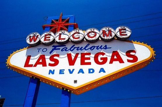 778f4-lasvegas_sign