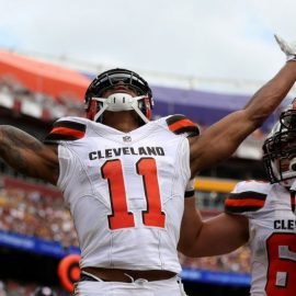 100216-terrelle-pryor-browns-vadapt-980-high-87