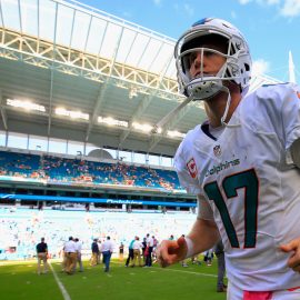 Tennessee Titan v Miami Dolphins