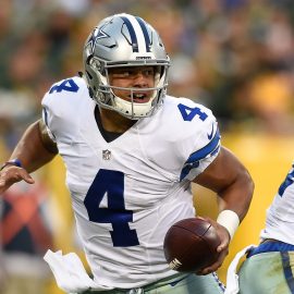 Dallas Cowboys v Green Bay Packers