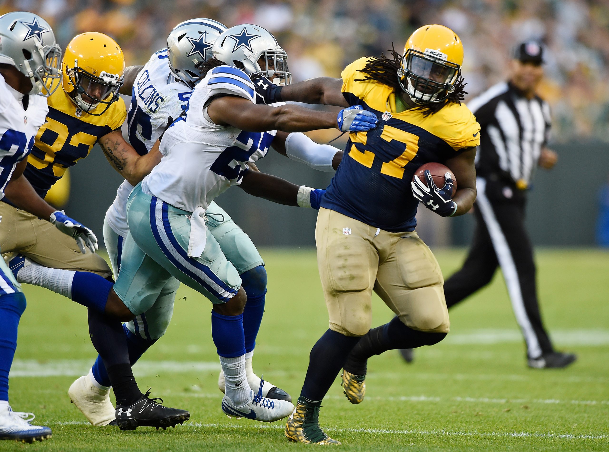 Dallas Cowboys v Green Bay Packers