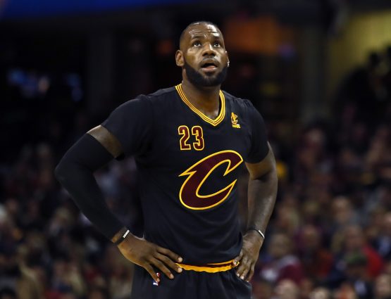 New York Knicks v Cleveland Cavaliers