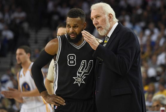 San Antonio Spurs v Golden State Warriors