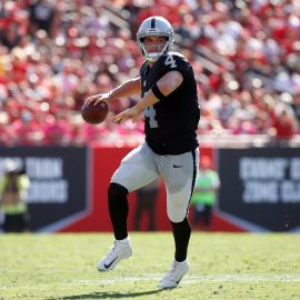 derek carr contract extension