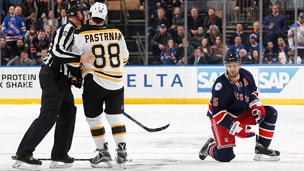 Boston Bruins v New York Rangers