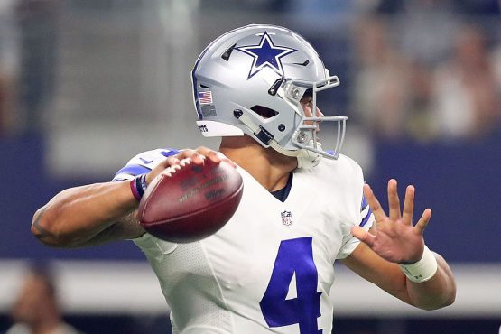 Philadelphia Eagles v Dallas Cowboys