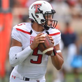 091915-cfb-texas-tech-patrick-mahomes-pi-ssm-vresize-1200-675-high-27