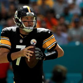 Pittsburgh Steelers v Miami Dolphins
