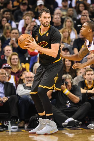 New York Knicks v Cleveland Cavaliers
