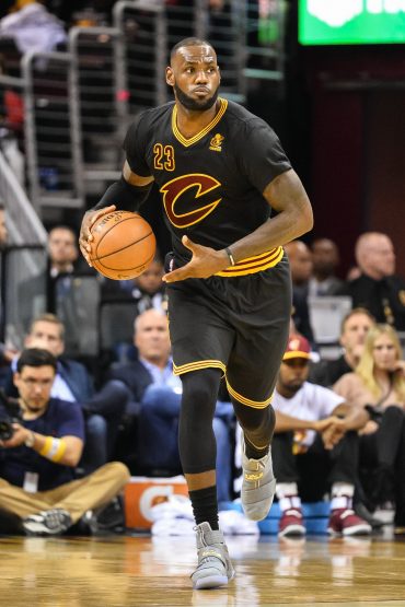 New York Knicks v Cleveland Cavaliers