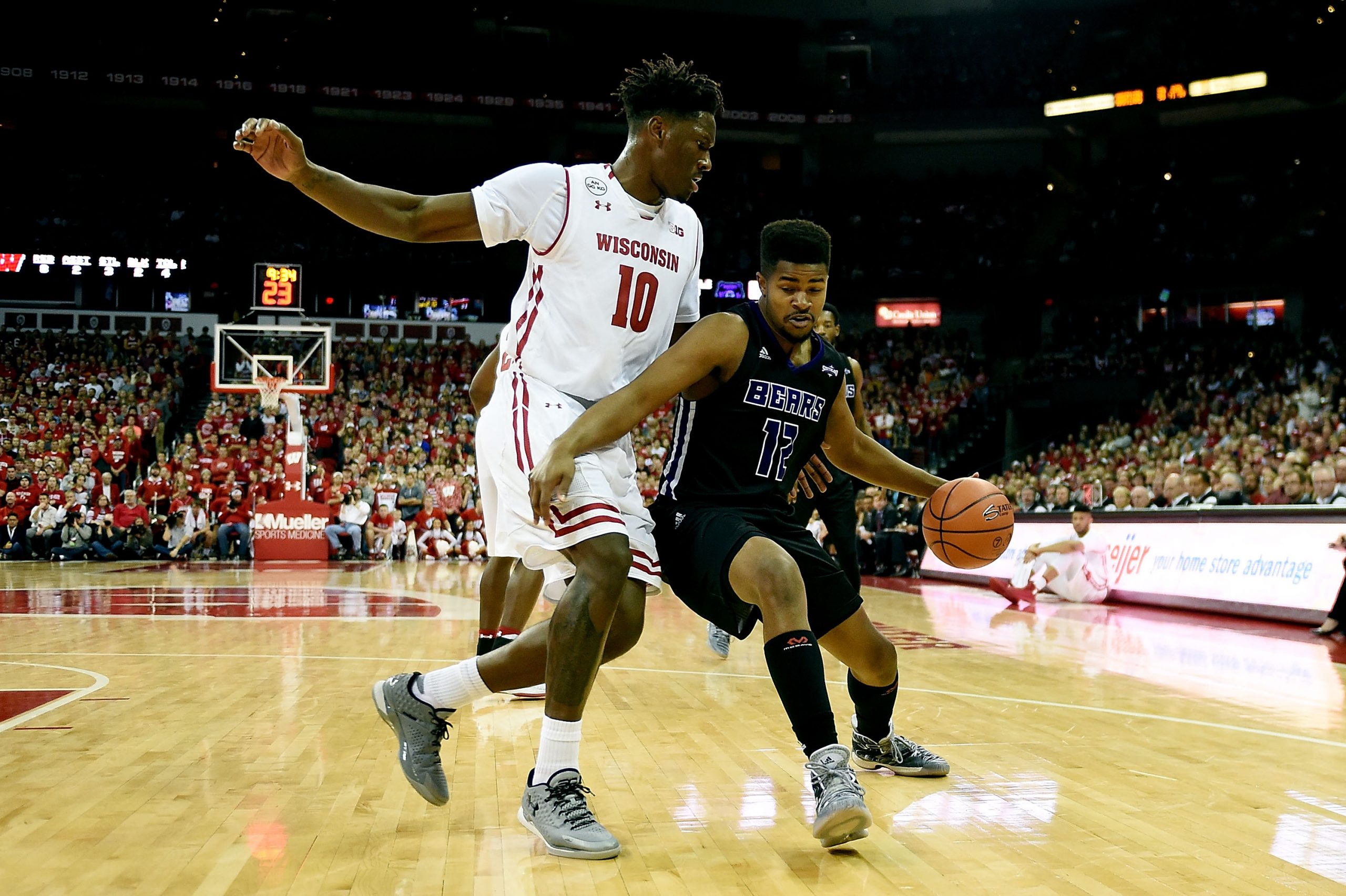 Central Arkansas v Wisconsin