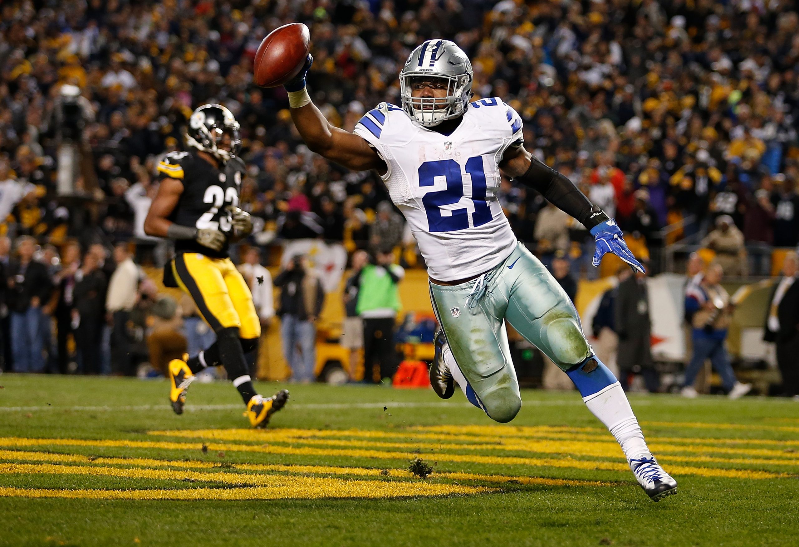Dallas Cowboys v Pittsburgh Steelers