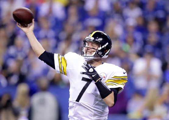 Pittsburgh Steelers v Indianapolis Colts
