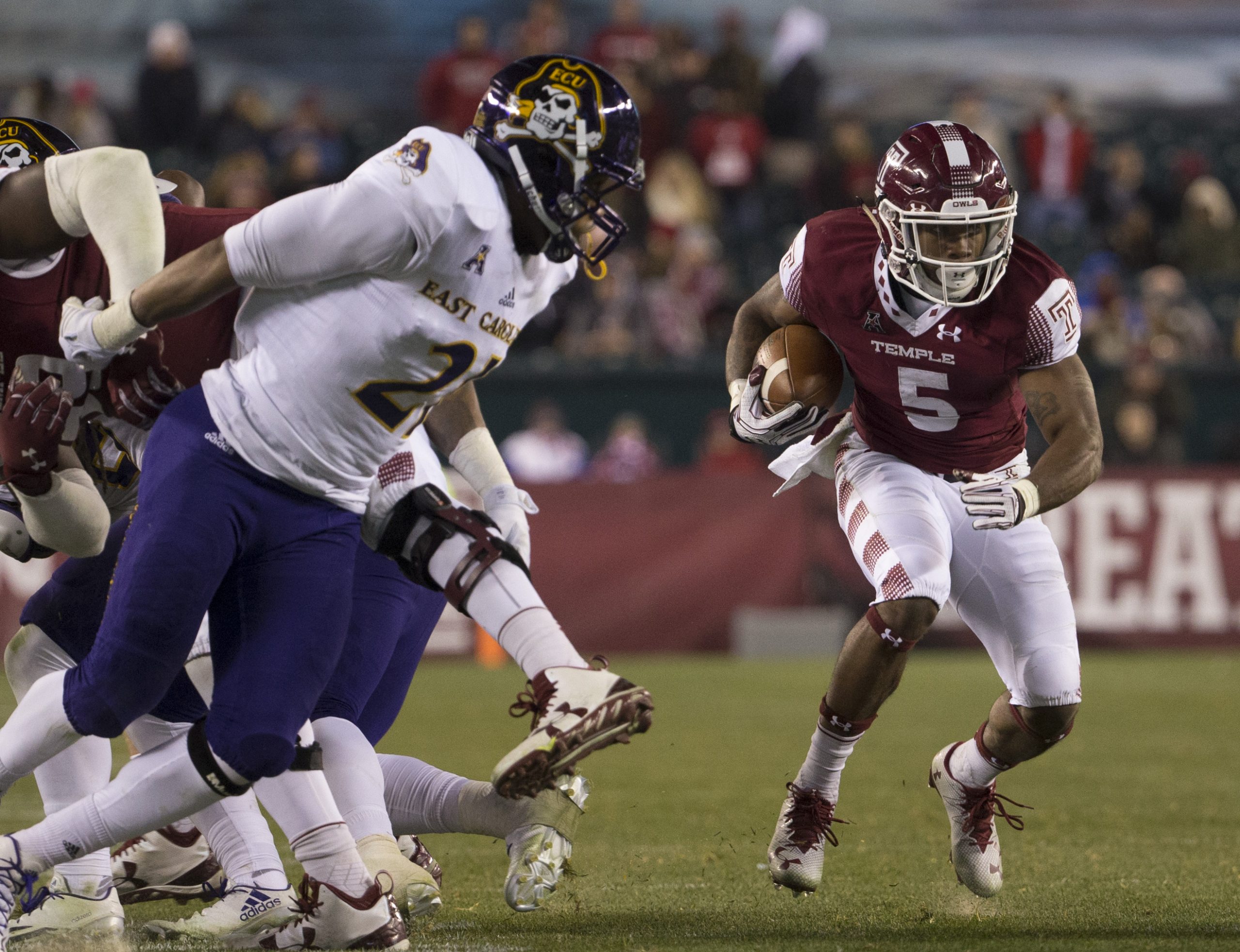 East Carolina v Temple