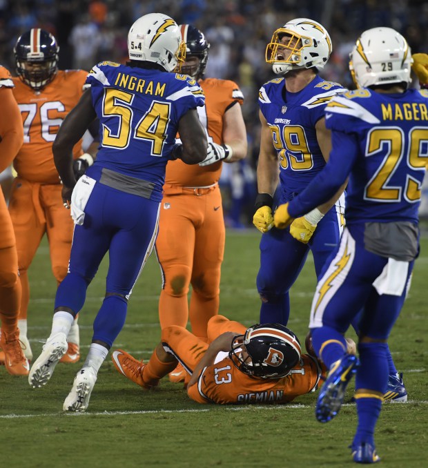 Denver Bronocs vs San Diego Cahrgers