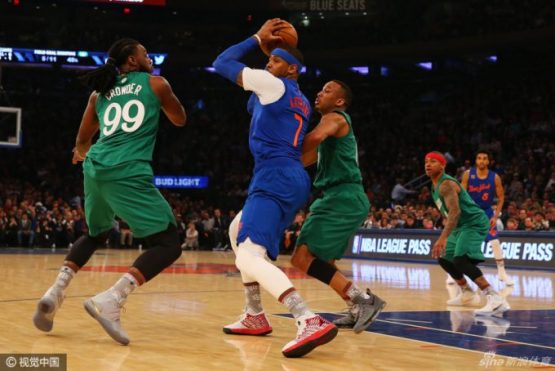 Boston Celtics v New York Knicks