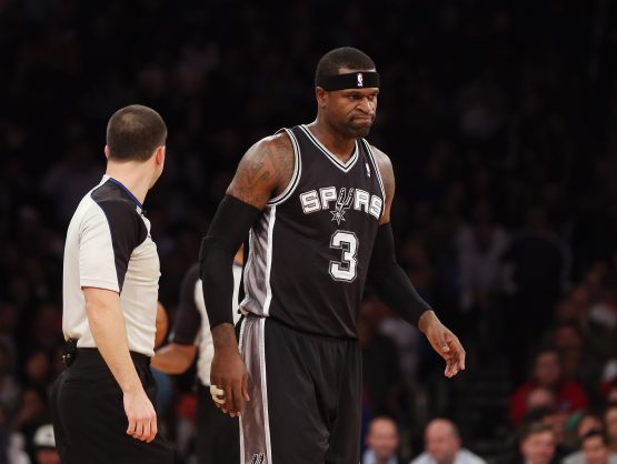 San Antonio Spurs v New York Knicks